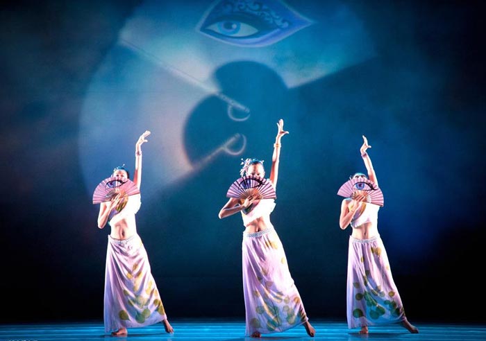 推薦3個落地性強的企業年會舞蹈節目